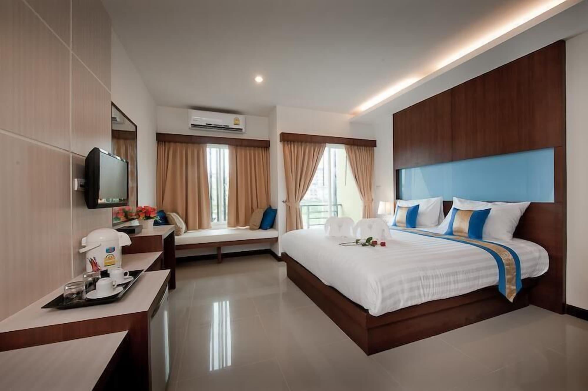Hotel Tuana Blue Sky Patong Exteriér fotografie